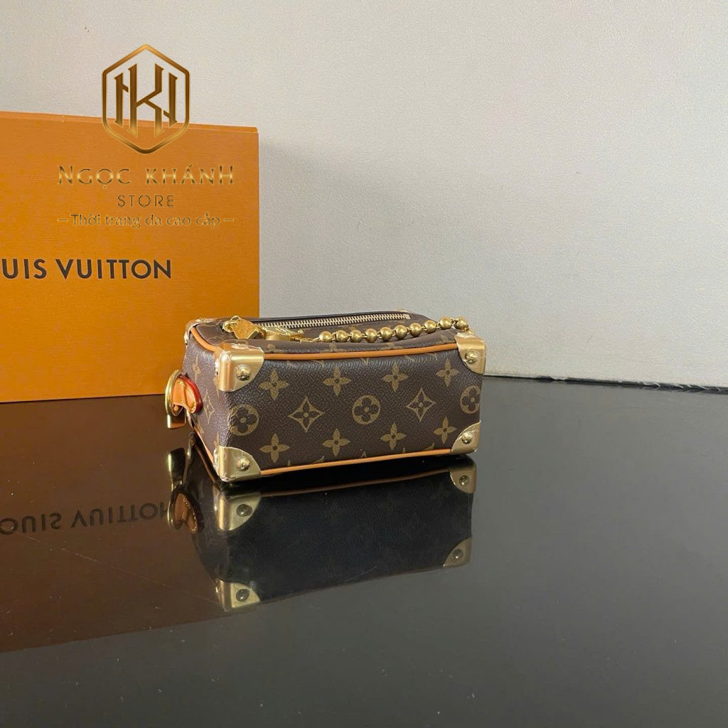 Túi đeo chéo nam Louis Vuitton