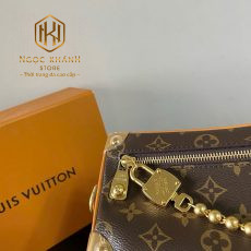 Túi đeo chéo nam Louis Vuitton
