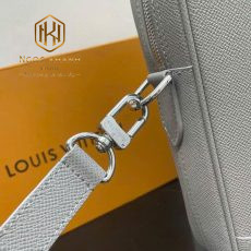 Túi xách nam Louis Vuitton