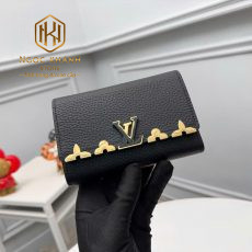 vi nu louis vuitton capucines da nhan den hoa tiet logo vang 12