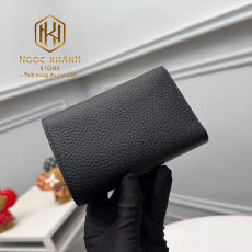 vi nu louis vuitton capucines da nhan den hoa tiet logo vang 8