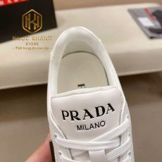 Giày nam Prada