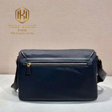 Túi đeo chéo nam Prada