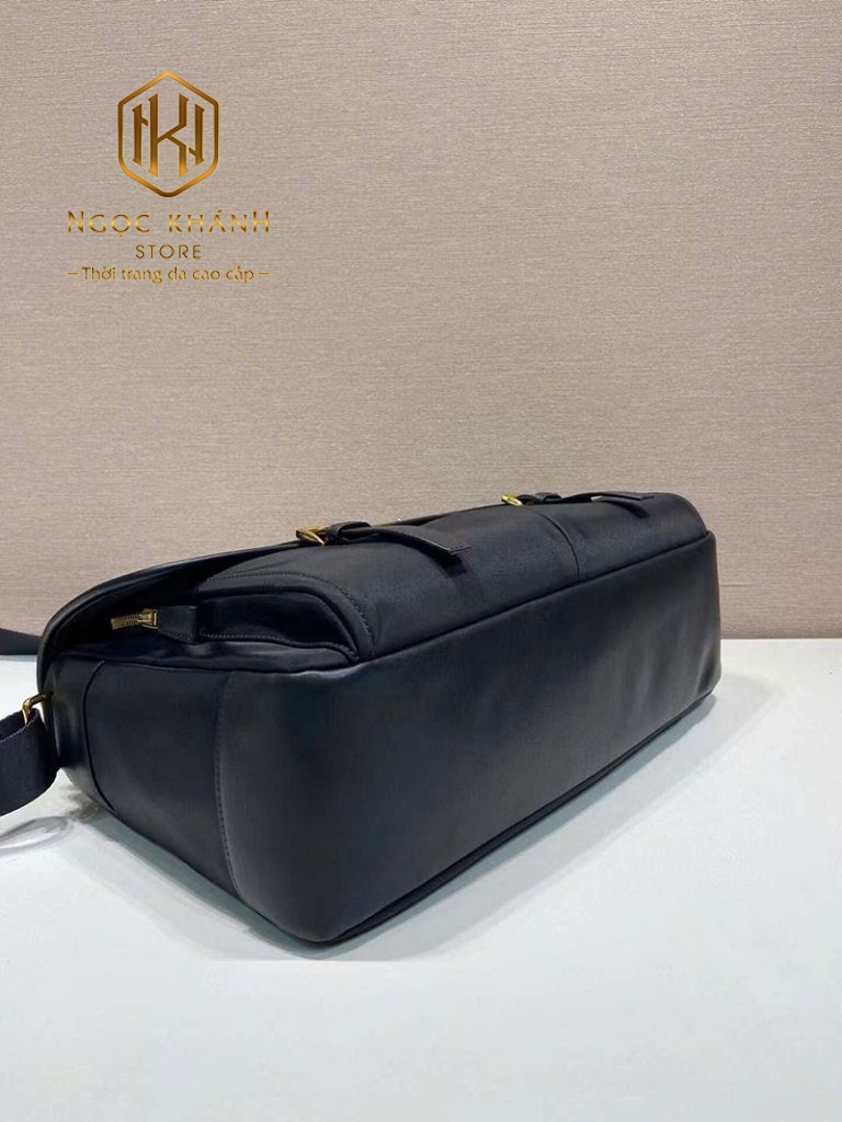 Túi đeo chéo nam Prada